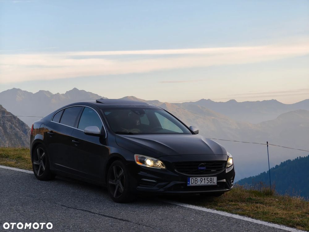 Volvo S60 T6 AWD Geartronic RDesign - 1