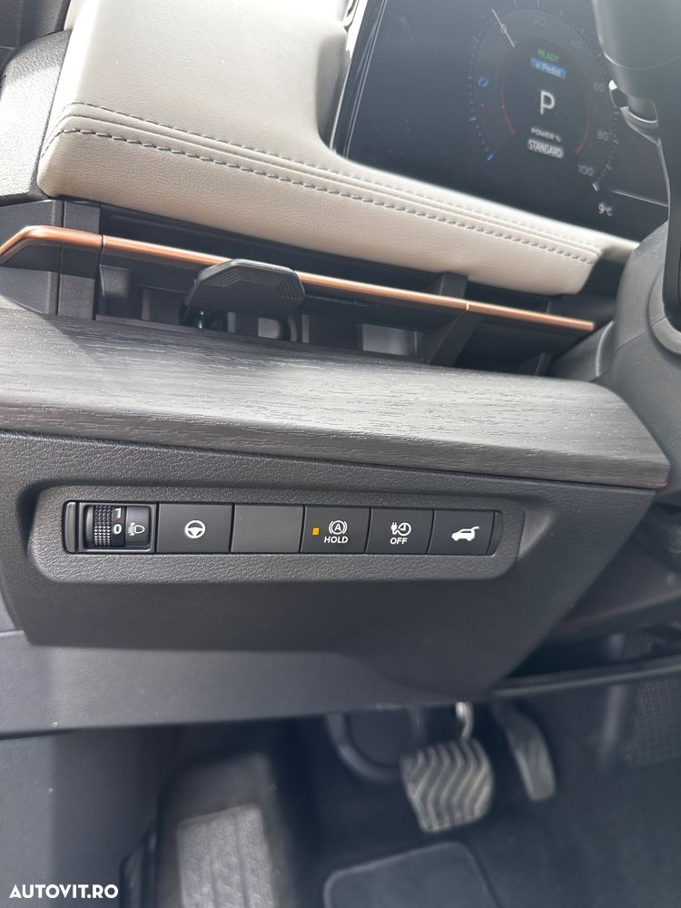 Nissan Ariya 63kWh 2WD Advance - 16