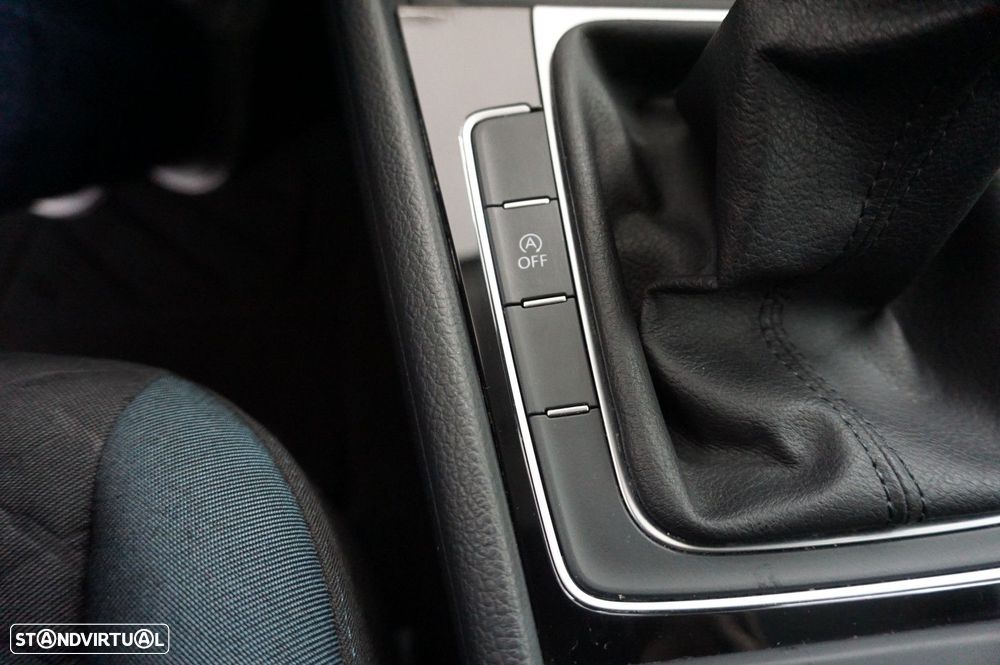 VW Golf 1.0 TSI OPF IQ.DRIVE - 16