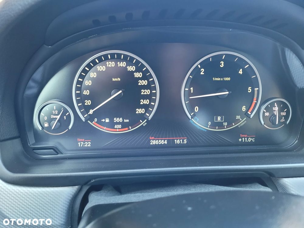 BMW Seria 5 530d xDrive Sport-Aut Luxury Line - 19