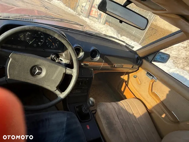 Mercedes-Benz W123 - 6