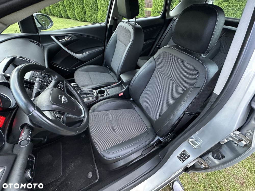 Opel Astra - 11
