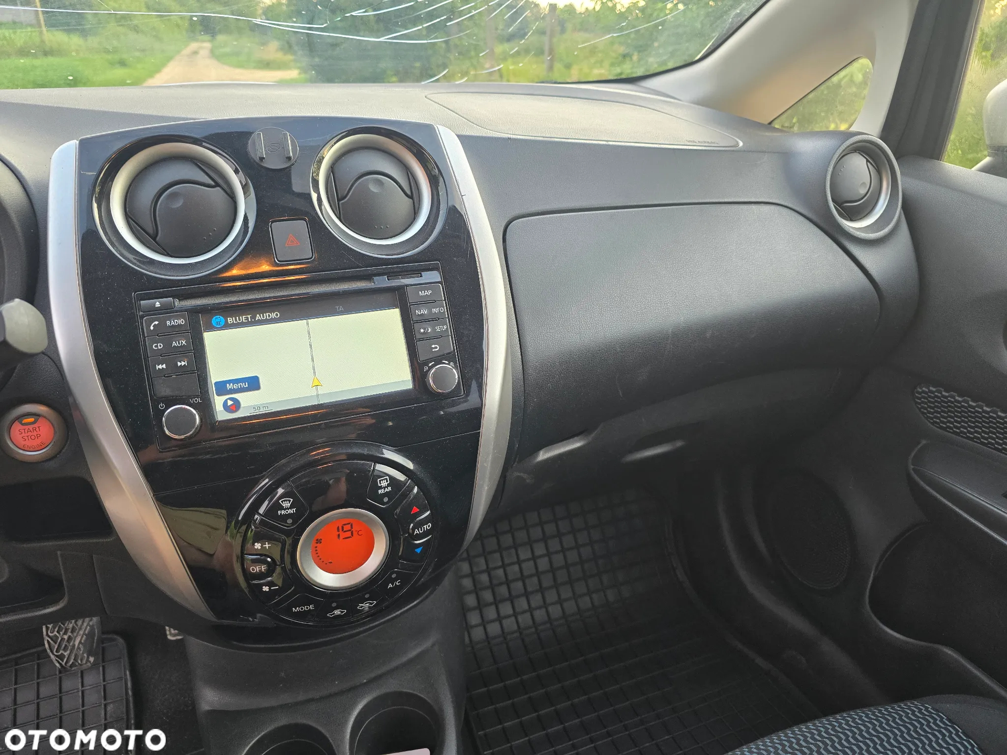 Nissan Note 1.2 N-Tec EU6 - 32