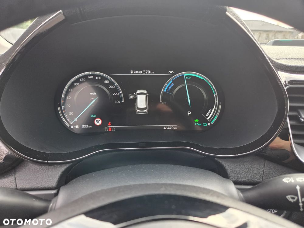 Kia Ceed 1.6 GDI PHEV L DCT - 17