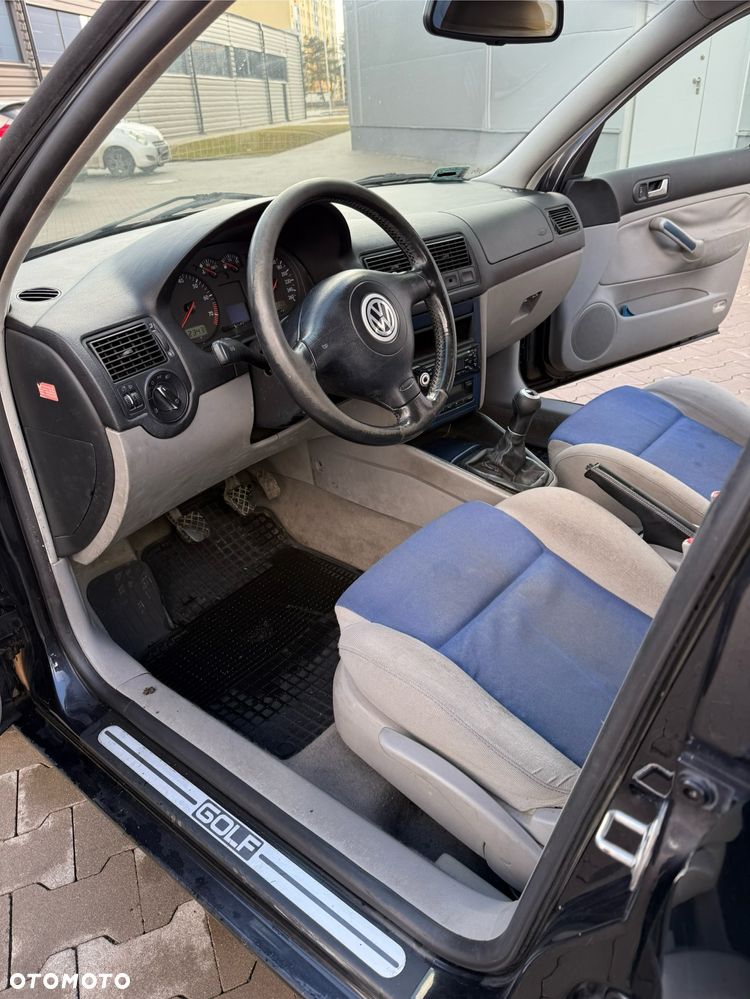 Volkswagen Golf 1.6 Highline - 20