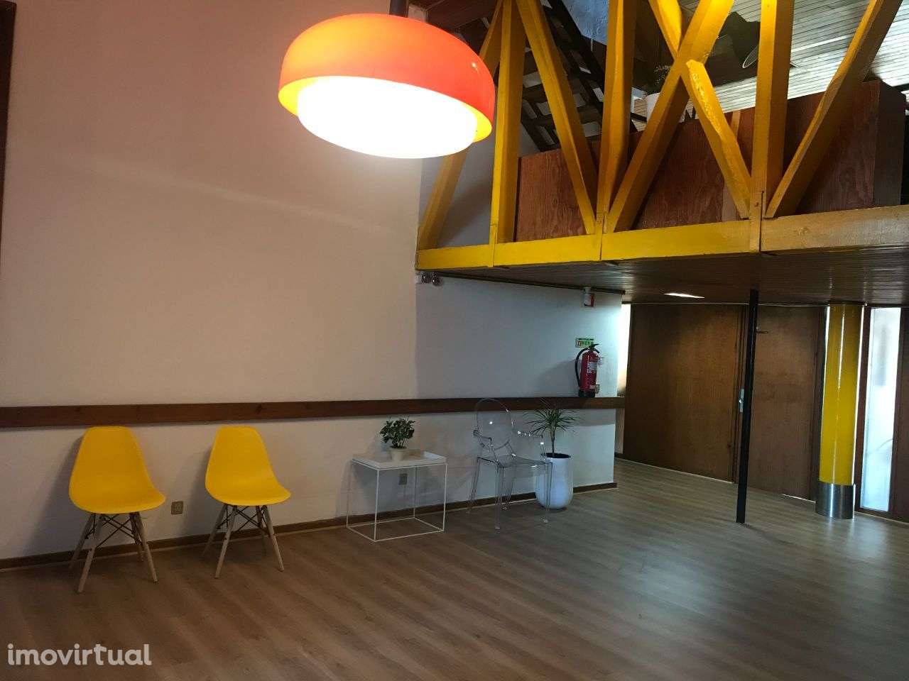 MULTICENTRO - Centro de Escritórios no Príncipe Real / Bairro Alto - Grande imagem: 5/11