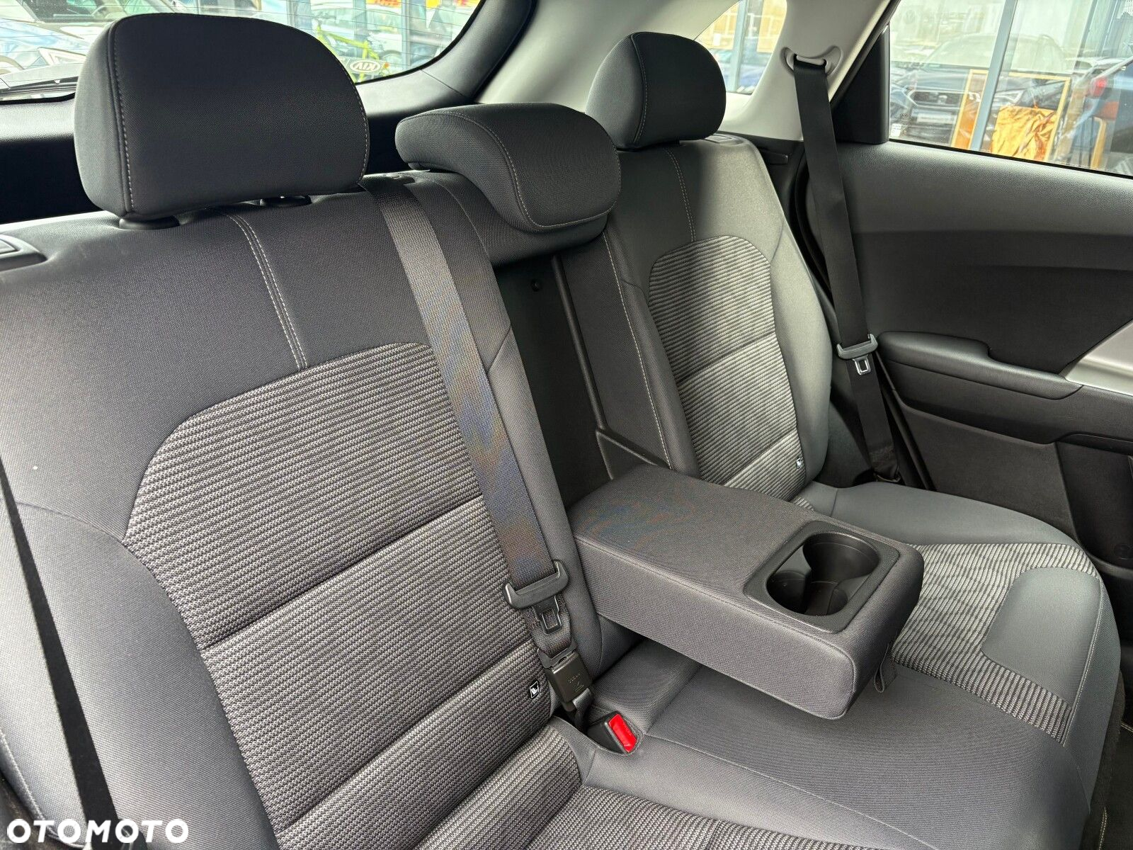 Kia Niro 1.6 GDI Hybrid L - 15