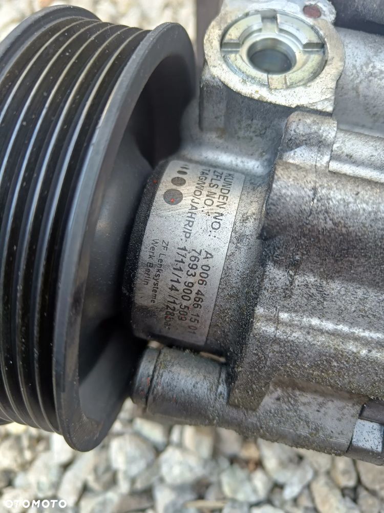 MERCEDES W204 W207 W212 2.2 CDI OM651 POMPA WSPOMAGANIA A0064661501 - 2