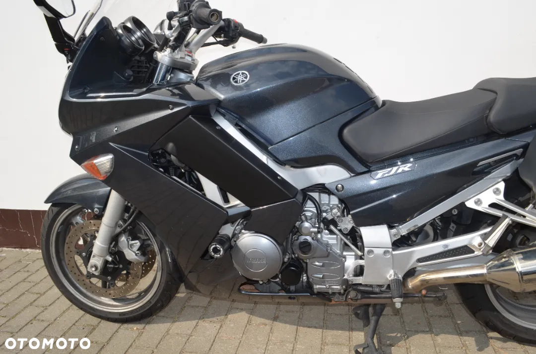 Yamaha FJR - 15