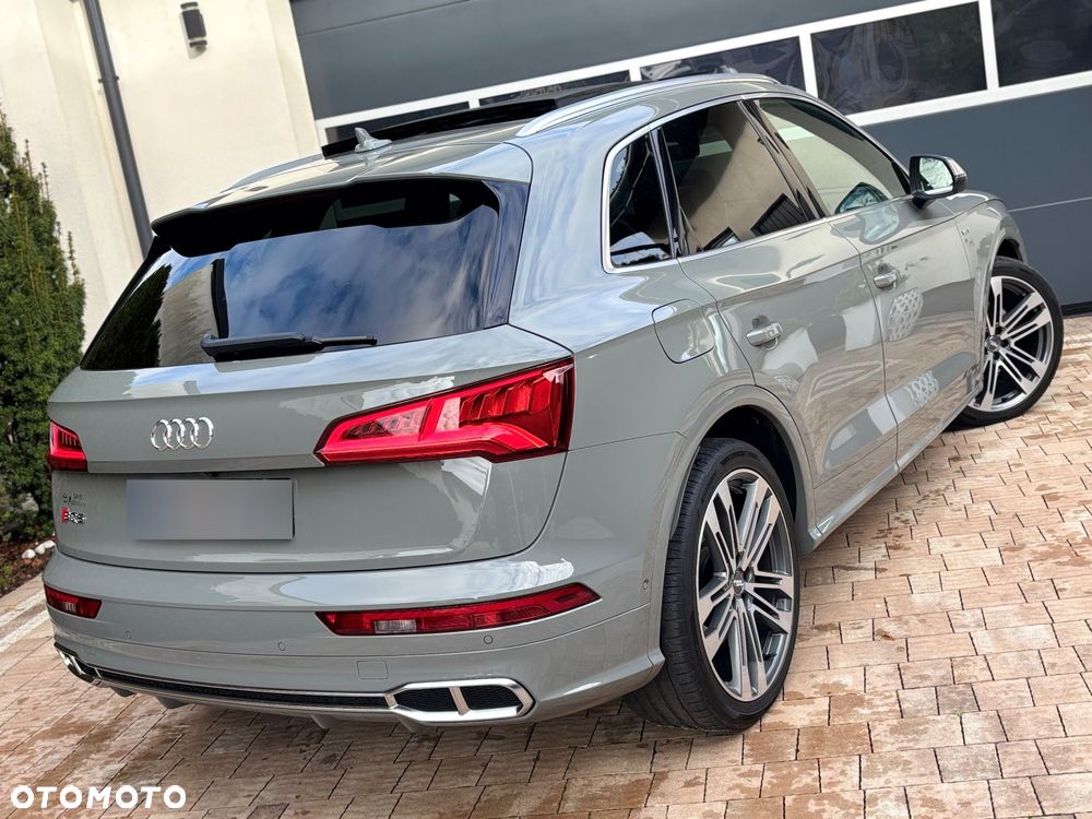 Audi SQ5 - 10