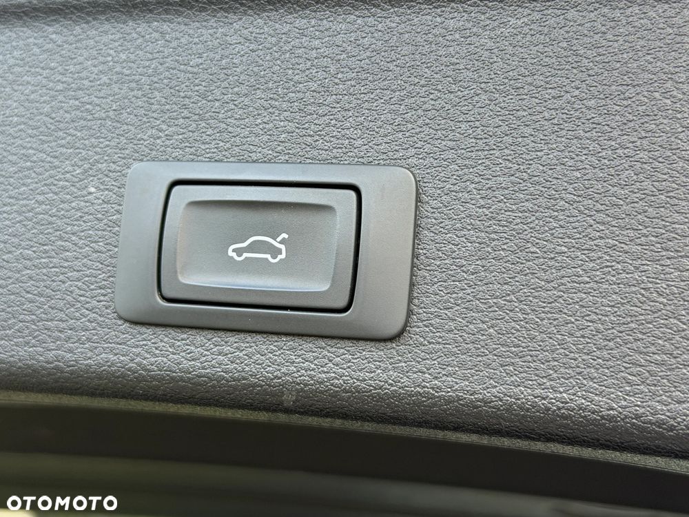 Audi A4 Avant 35 TFSI S tronic S line - 30