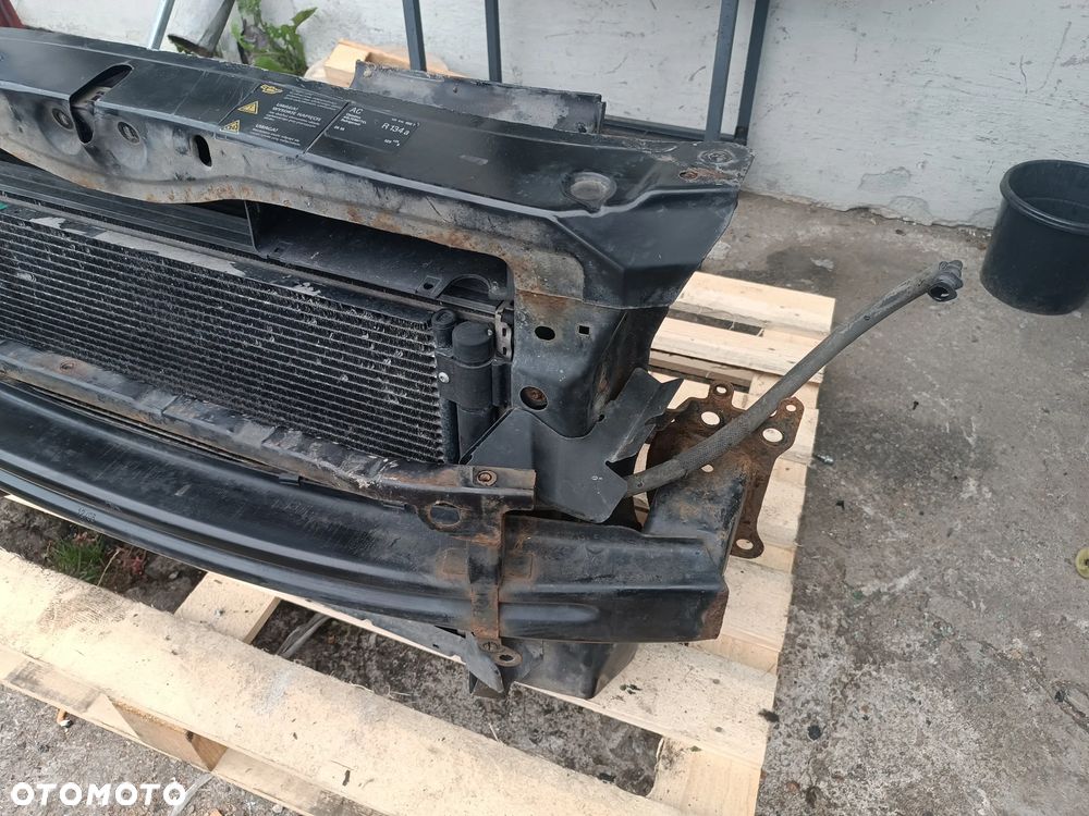 SKODA OCTAVIA II 2.0 TDI PAS CZOŁOWY KOMPLETNY Z CHŁODNICAMI WENTYLATOR - 2