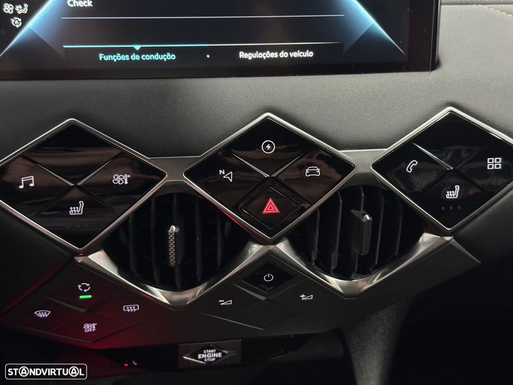 DS DS3 Crossback E-TENSE SO CHIC - 32