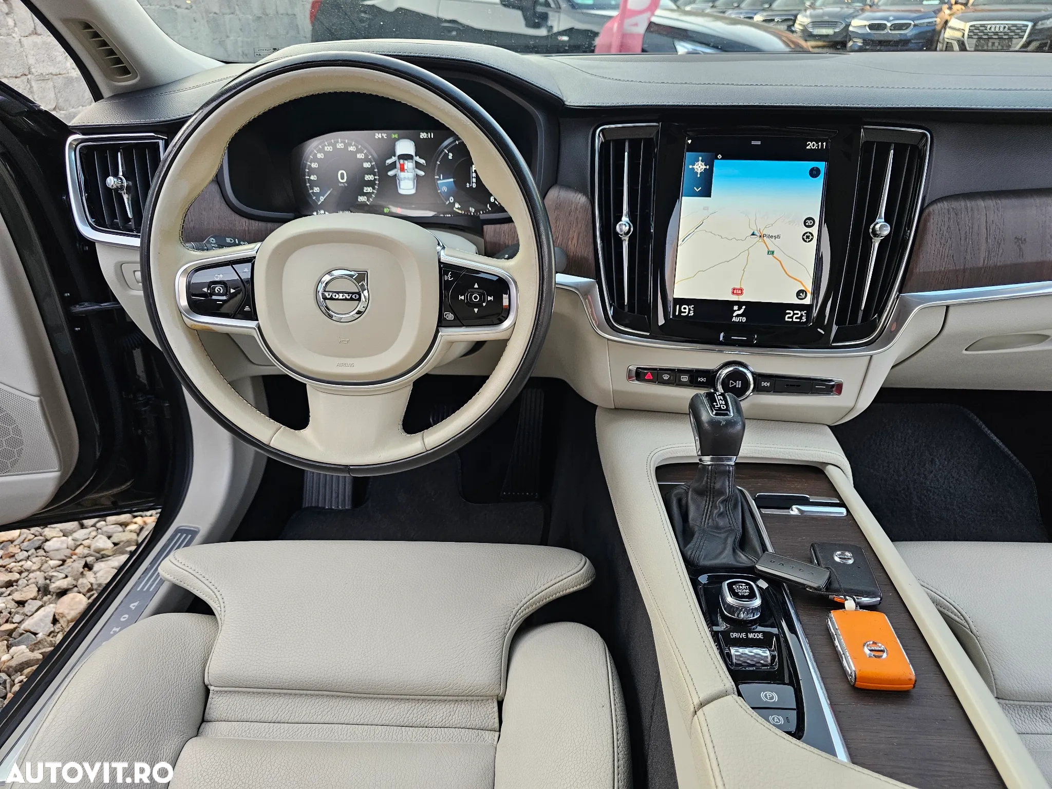 Volvo S90 D4 Inscription - 33