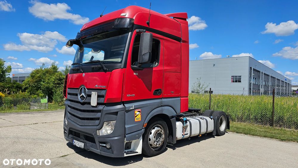Mercedes-Benz Actros - 4