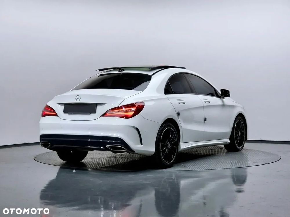 Mercedes-Benz CLA - 5