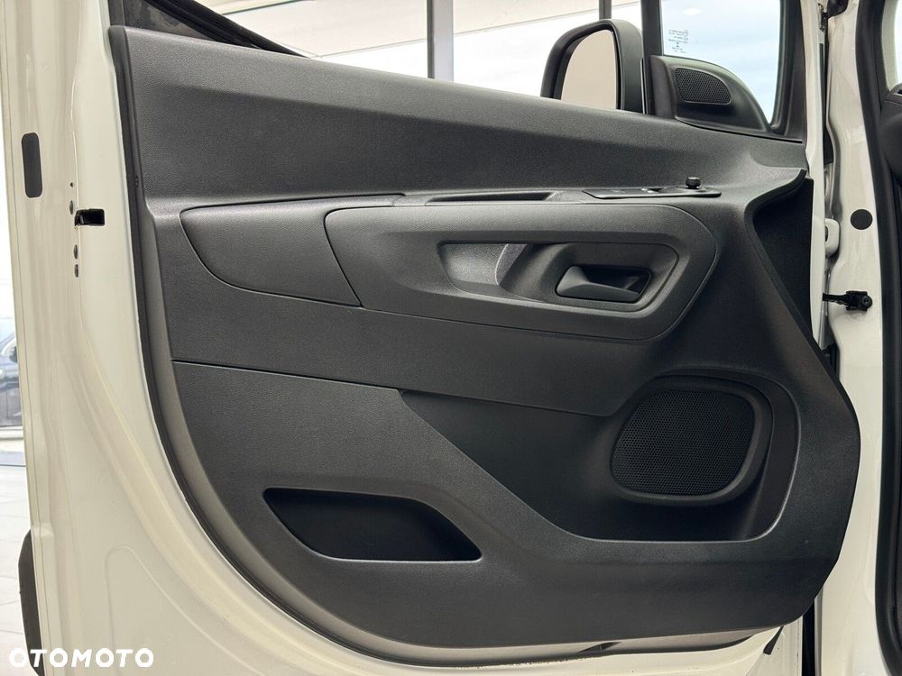 Opel Combo Cargo XL 1.5 CDTI 2,3t (bryg.) - 12