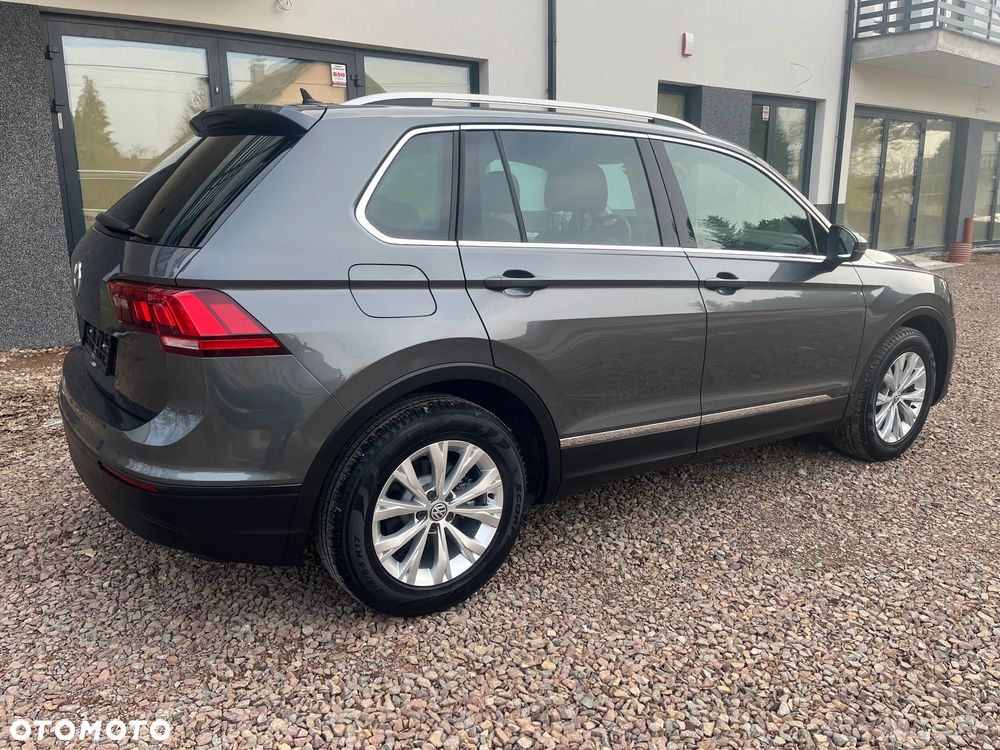 Volkswagen Tiguan - 14