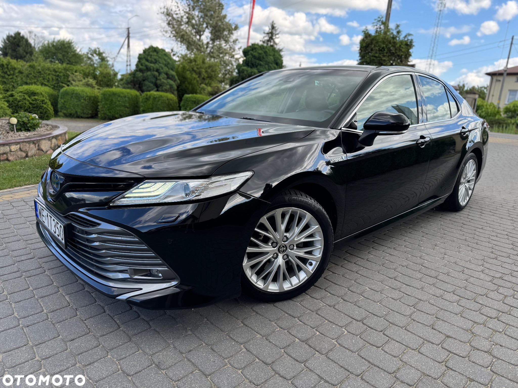Toyota Camry 2.5 Hybrid Executive CVT - 2