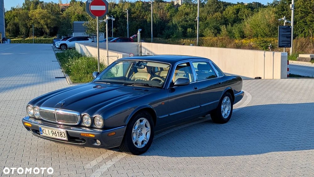 Jaguar XJ 3.2 Executive - 10