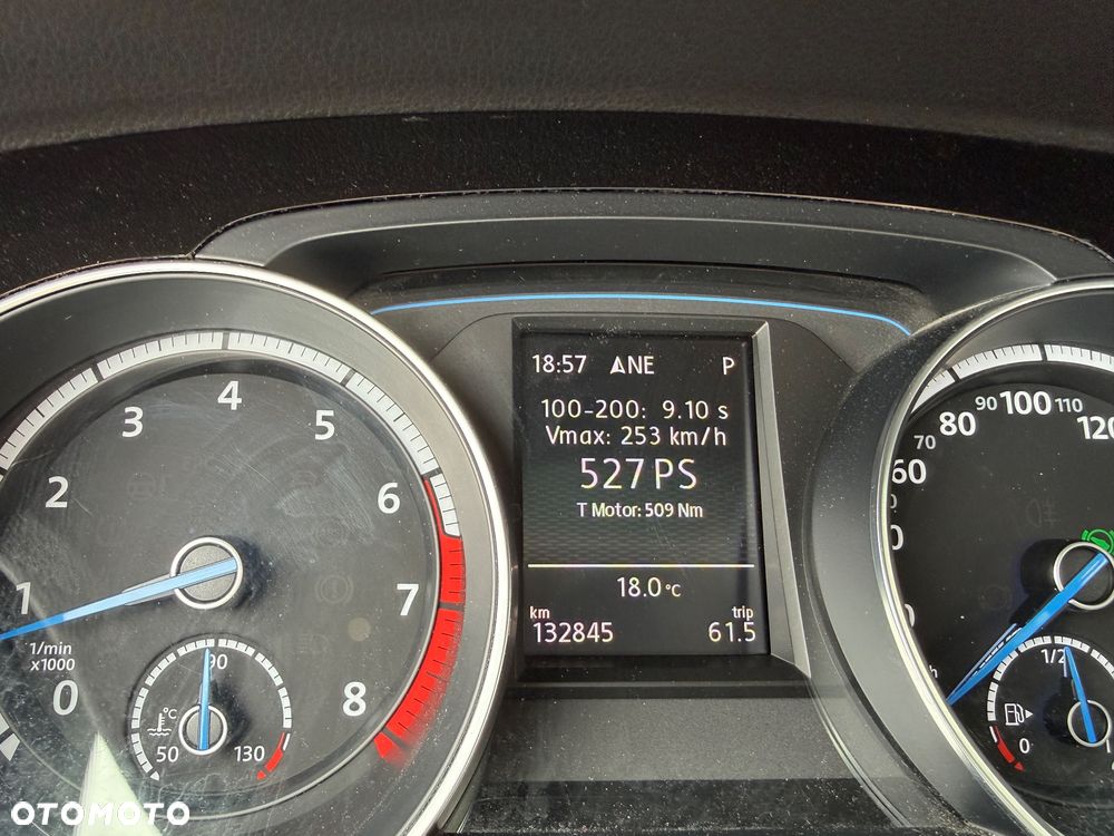 Volkswagen Golf 2.0 TSI BMT 4Mot R DSG - 12