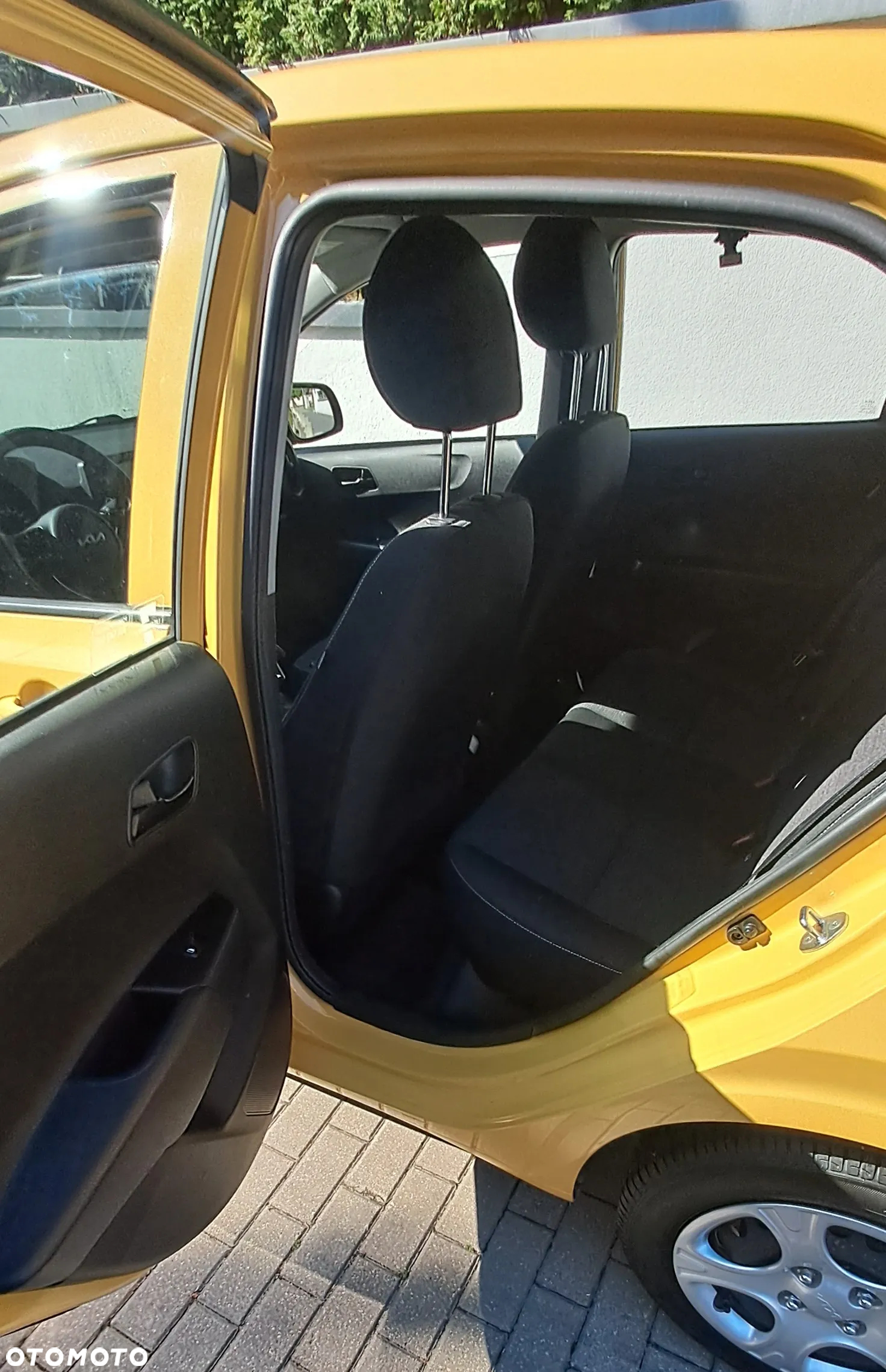Kia Picanto 1.0 M - 14