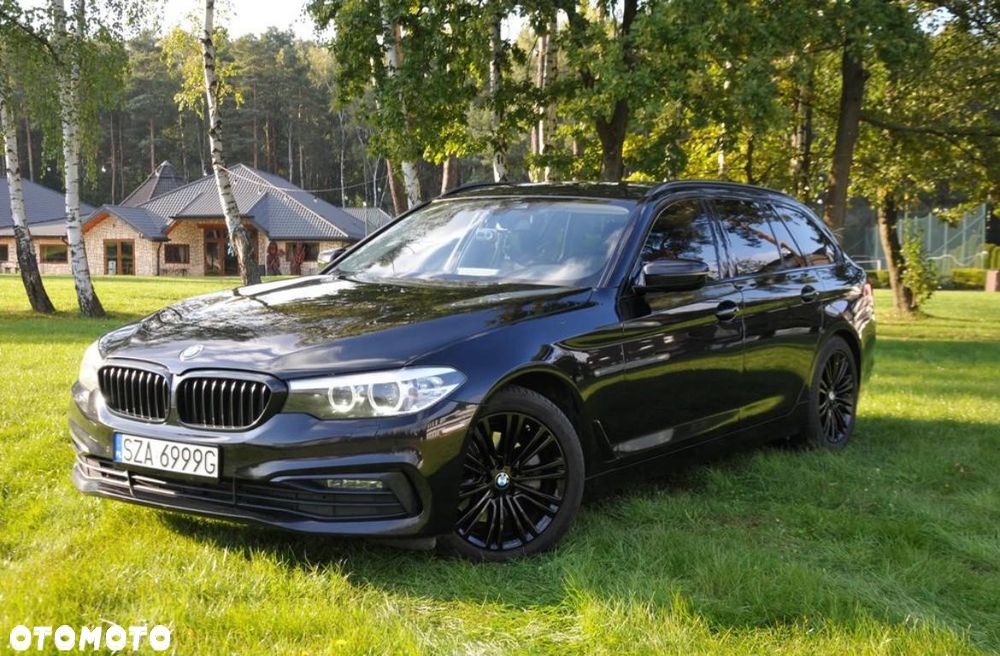 BMW Seria 5 525d xDrive Sport-Aut Luxury Line - 2