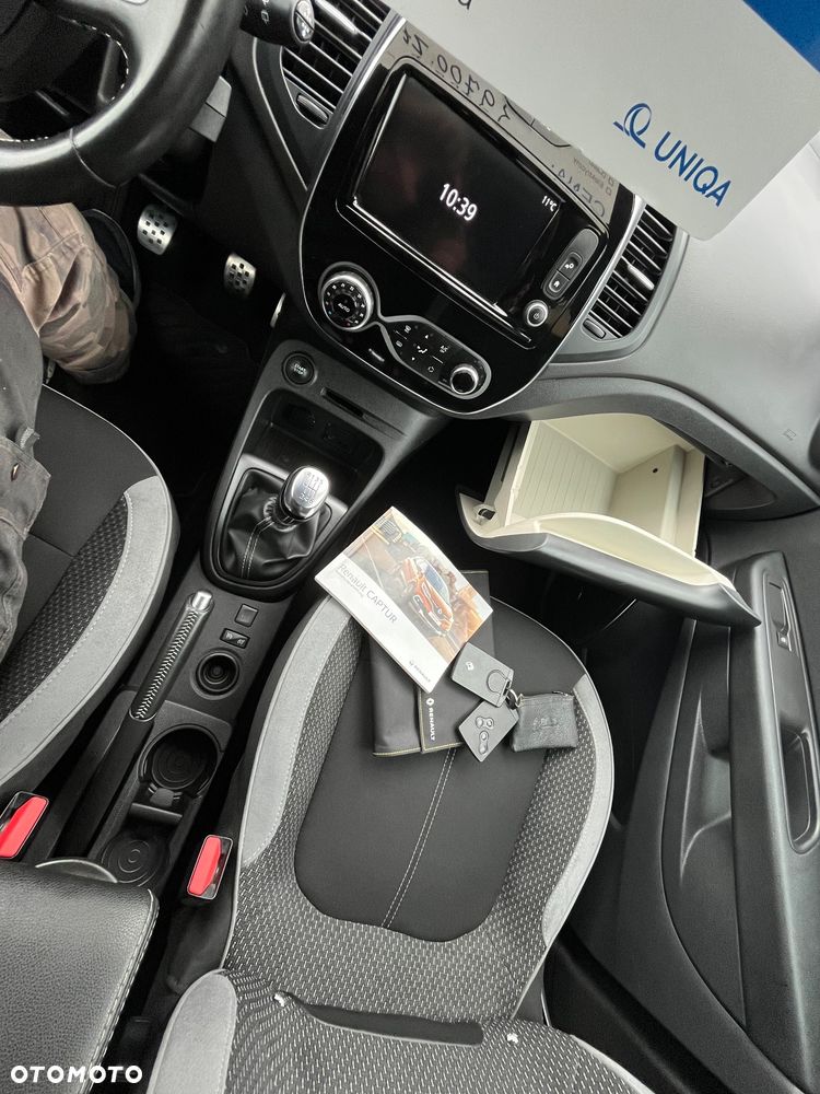 Renault Captur - 21