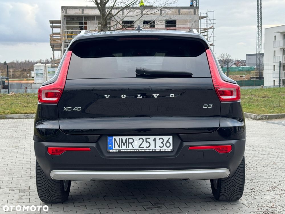 Volvo XC 40 D3 SCR Momentum - 10