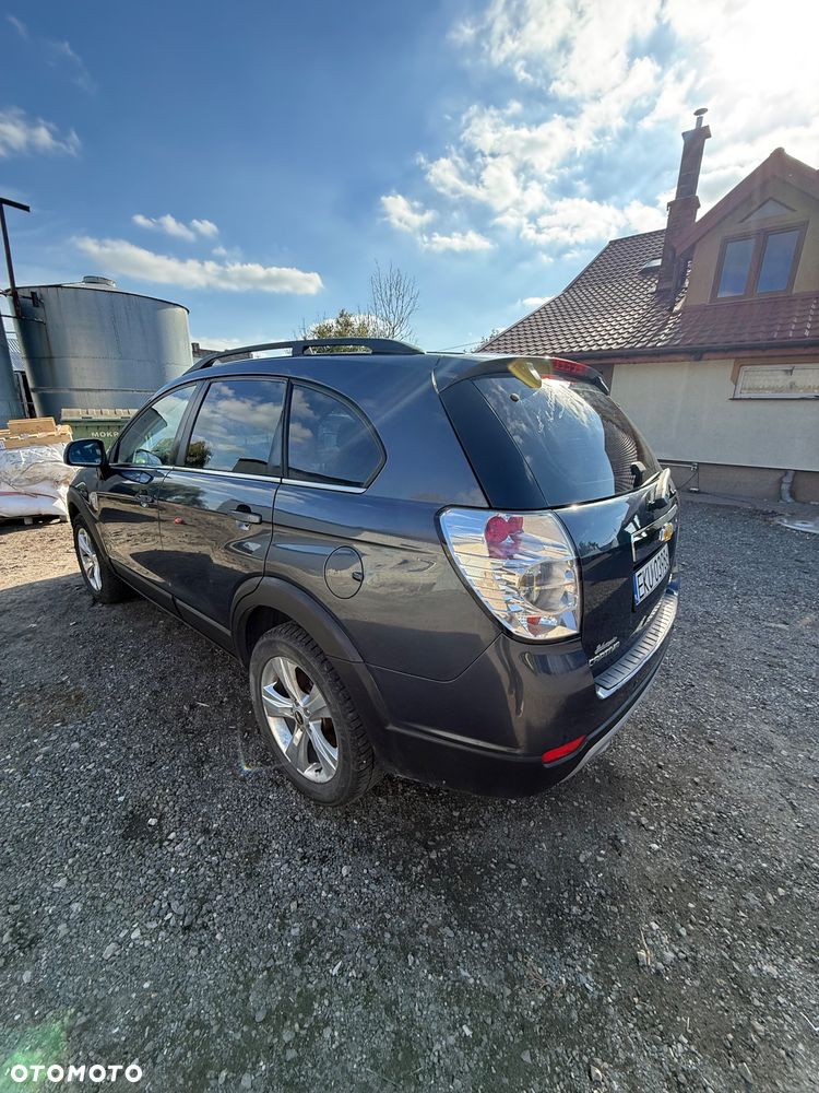 Chevrolet Captiva 2009 photo 3