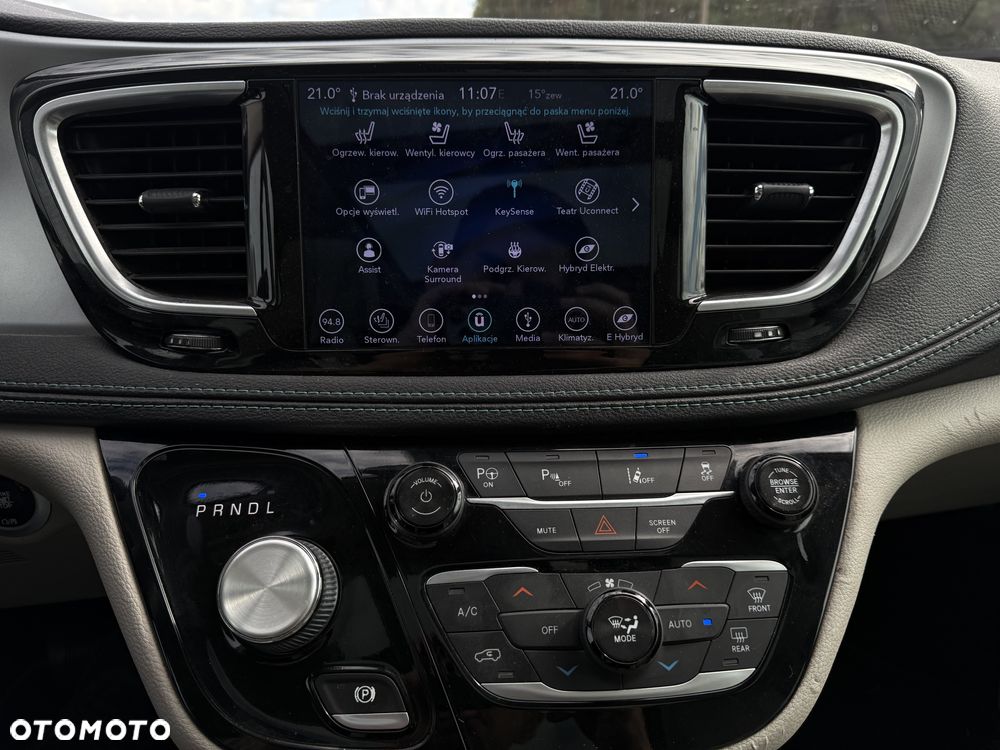Chrysler Pacifica - 18