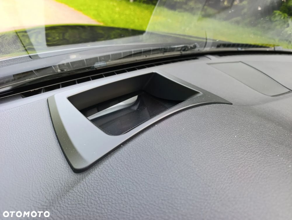 BMW 5GT 535d xDrive Tursimo Modern Line - 24