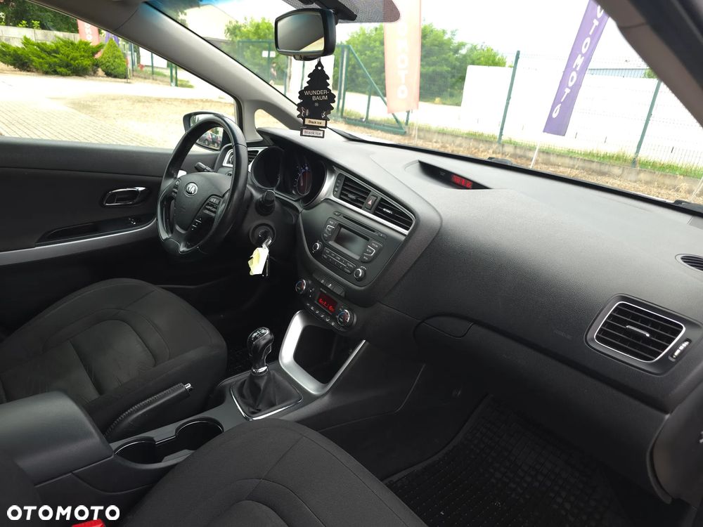 Kia Ceed 1.6 GDI M - 15