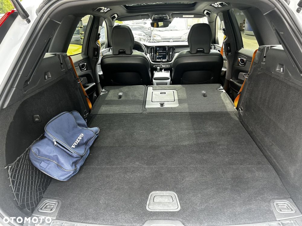 Volvo XC 60 - 19