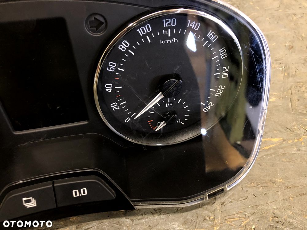 SKODA FABIA II LIFT ROOMSTER 1.2 TSI BENZYNA LICZNIK ZEGARY 5J0920841E EUROPA - 2