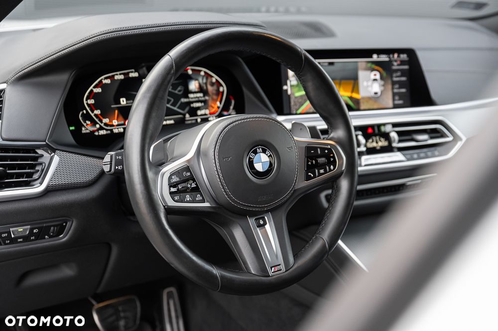 BMW X6M - 23