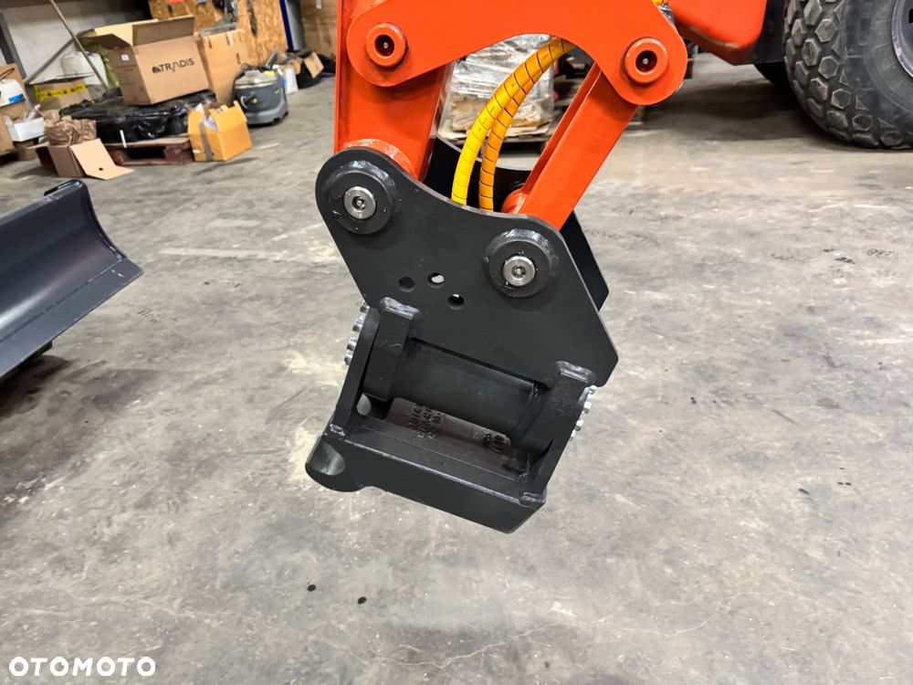 Hitachi ZX26-6 2740kg Szybkozlacze uchylne Powertilt - 7