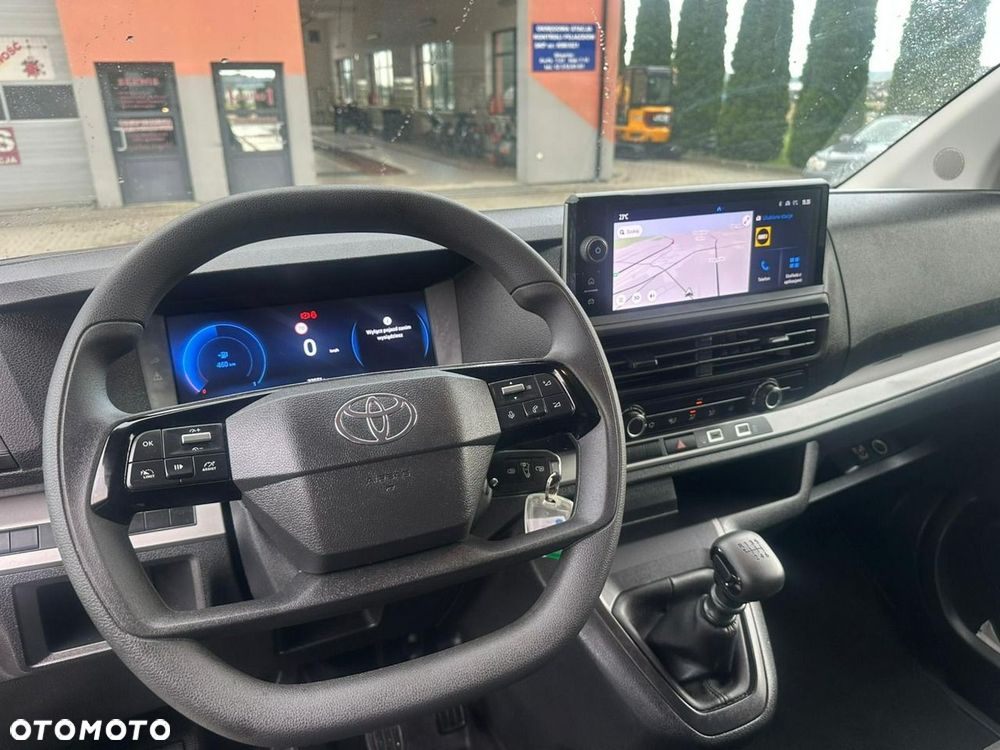 Toyota Proace Verso - 18