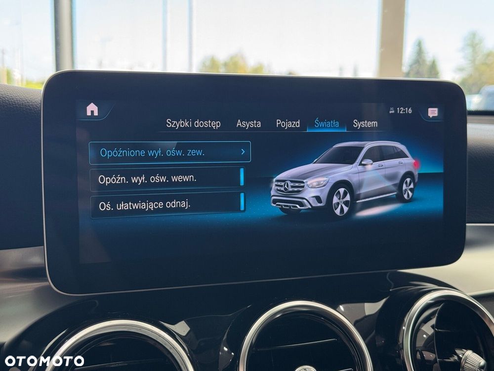 Mercedes-Benz GLC - 36