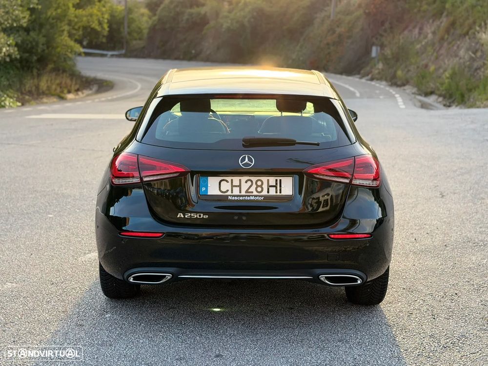 Mercedes-Benz A 250 e Progressive - 13