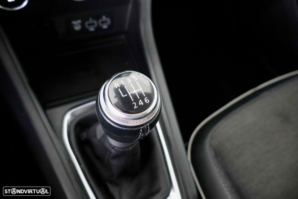 Renault Captur 1.0 TCe Evolution - 39