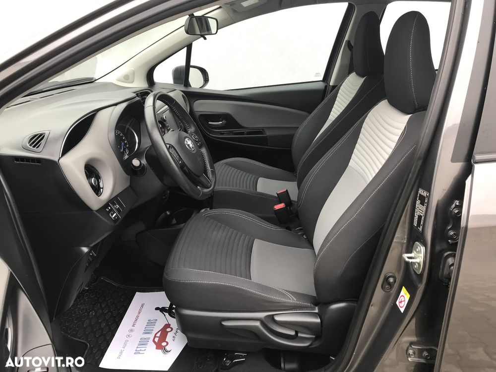 Toyota Yaris - 14