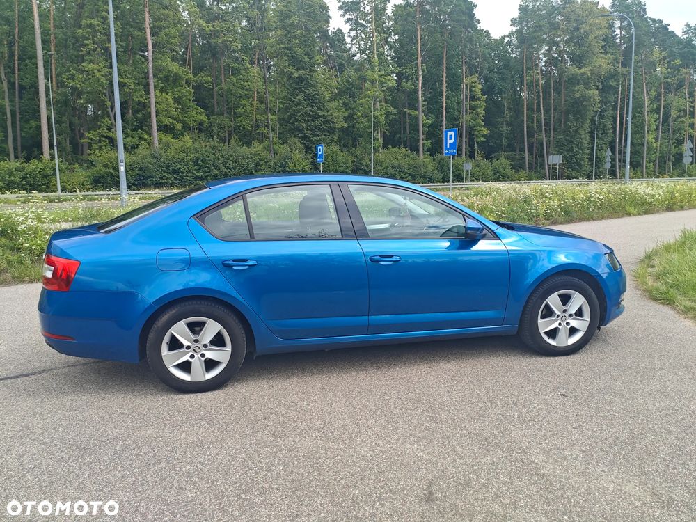 Skoda Octavia 1.4 TSI Ambition - 9
