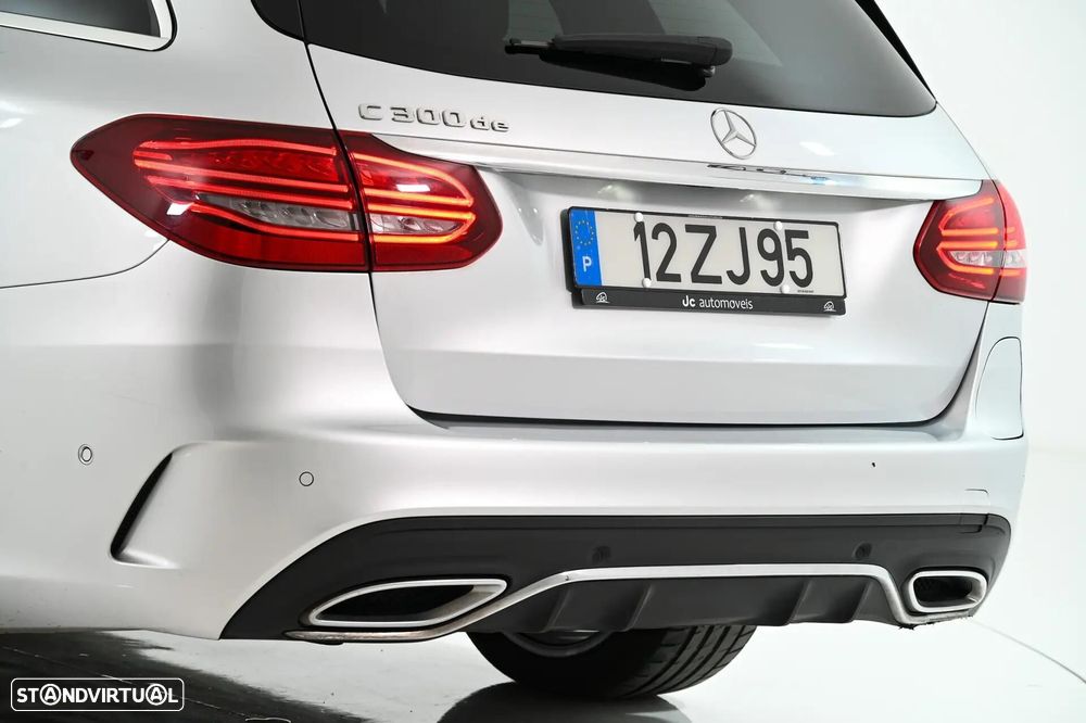 Mercedes-Benz C 300 de AMG Line - 13