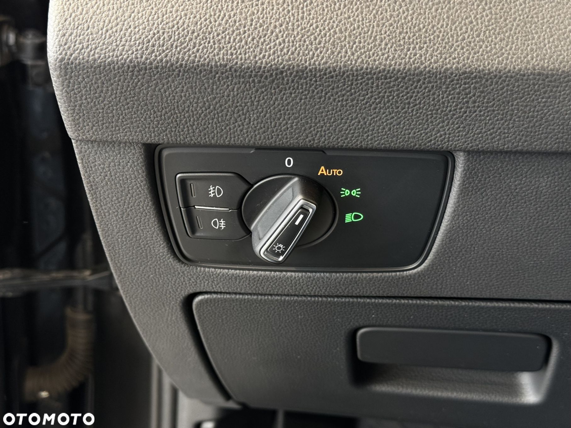 Volkswagen Passat - 18