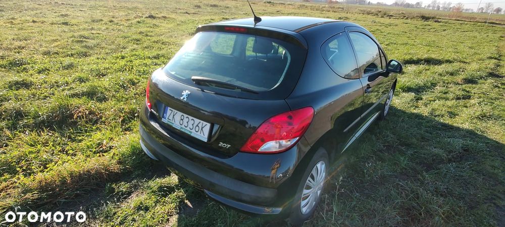 Peugeot 207 1.4 16V Trendy - 4