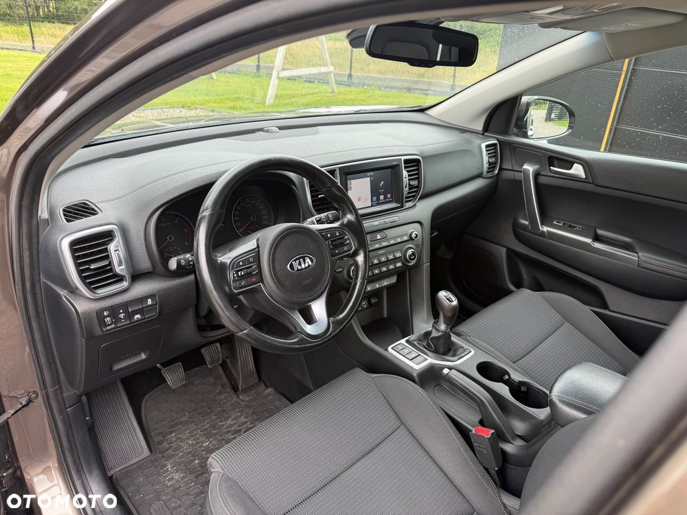 Kia Sportage 2.0 CRDI AWD Fifa World Cup Edition - 18