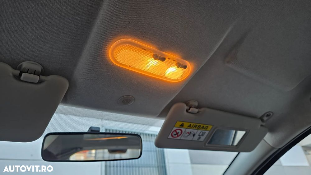 Dacia Sandero SCe 75 Comfort - 41