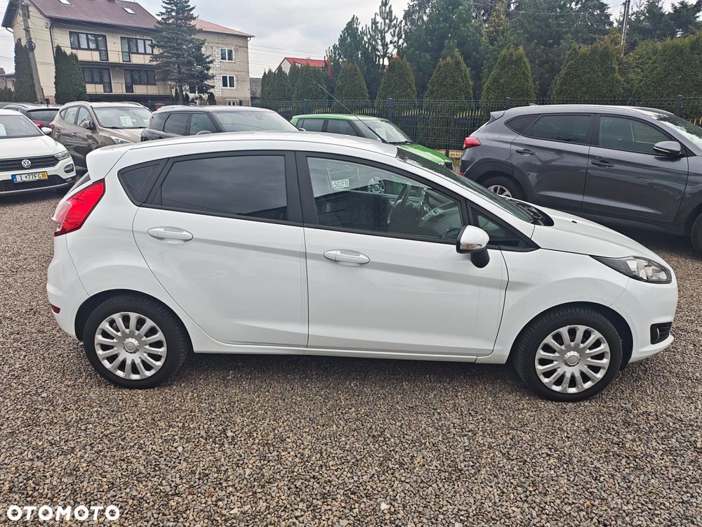 Ford Fiesta 1.25 Celebration - 8