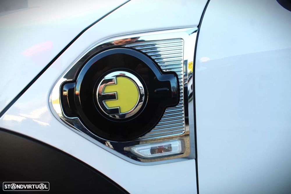 MINI Countryman Cooper SE ALL4 Auto - 43